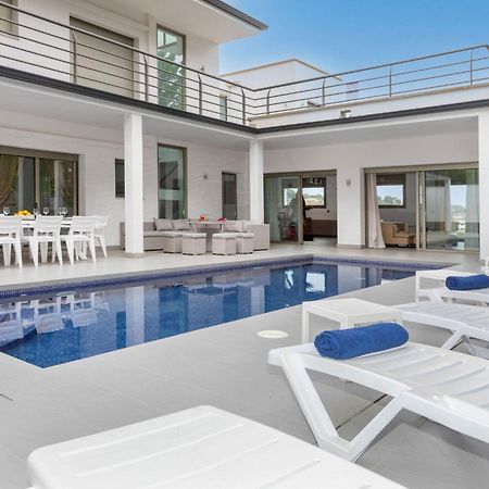 Villa Palmbeach By Interhome โยเรตเดมาร์ ภายนอก รูปภาพ